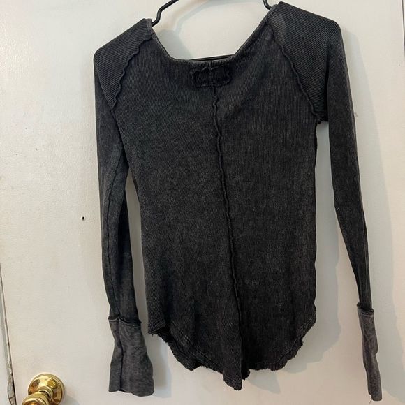 We the Free long sleeve t shirt - Picture 5 of 8